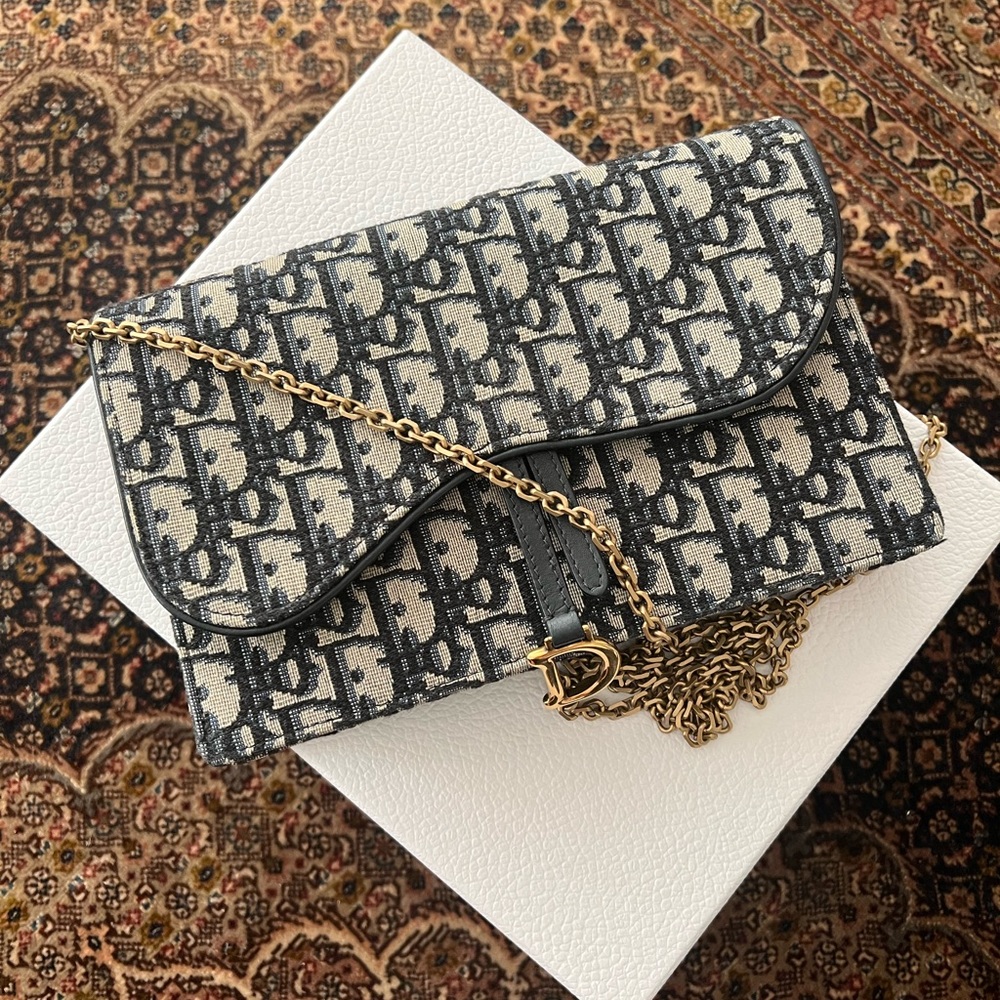 Great condition Dior Saddle Pouch